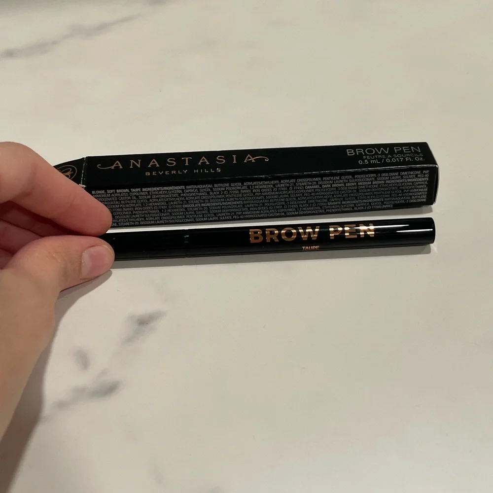 Anastasia Beverly Hills Brow Pen - Taupe - Picture 3 of 6